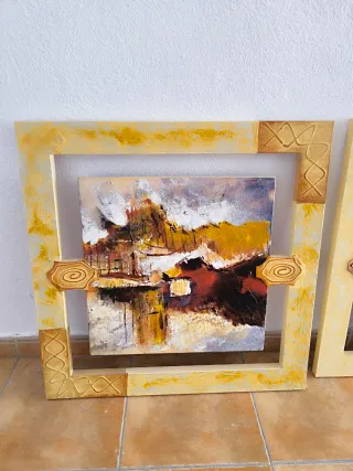 Cuadros decorativos beige y dorado