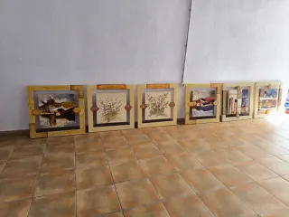 Cuadros decorativos beige y dorado