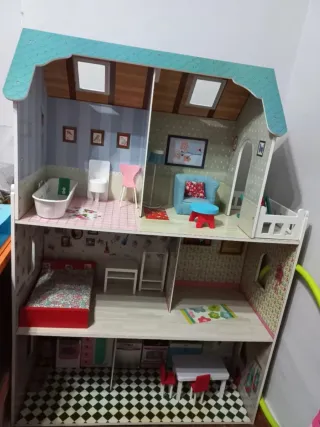 Casa de muñecas grande