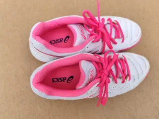 Zapatillas ASICS padel