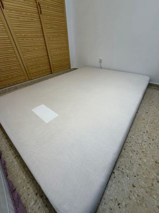 Somier tapizado tela blanco