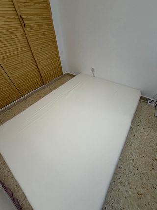 Somier tapizado tela blanco