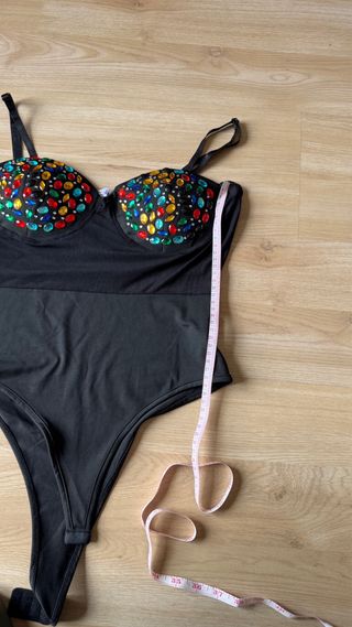 Body con strass colorati