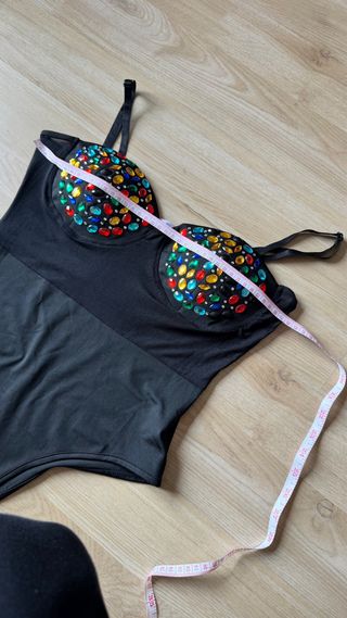 Body con strass colorati