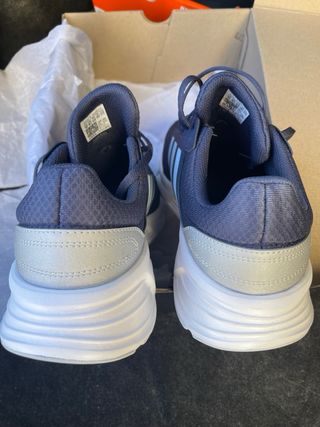 Zapatillas Adidas Nuevas Azul y Blanco
