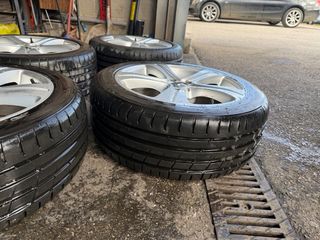 Llantas Nokian con Neumáticos