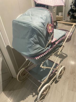 Carro de muñecas vintage