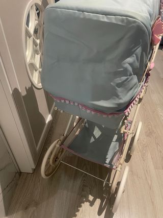 Carro de muñecas vintage