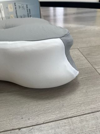 Almohada Viscoelástica para el Dolor de Cervicales