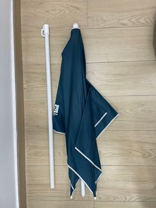 Silla plegable y sombrilla (kit)