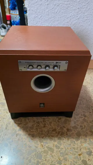 Sistema de altavoces Yamaha
