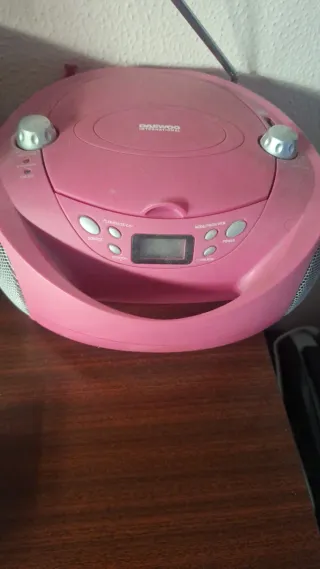 Reproductor CD Daewoo Rosa Casi Nuevo