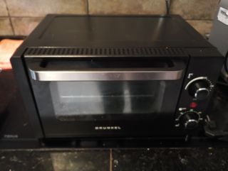 Horno eléctrico negro