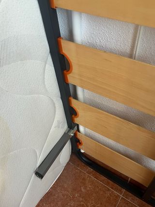 Somier 135x180 cm con patas