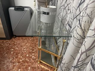 Mesa cristal pilastras cisne