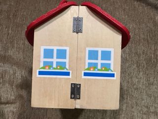 Clínica médica madera, oso. Juguete animales