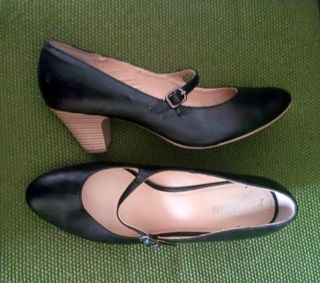 Zapatos tacón negros T. 39