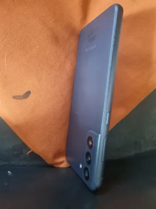 Samsung Galaxy S21 FE 5G + Custodia