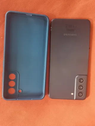 Samsung Galaxy S21 FE 5G + Custodia