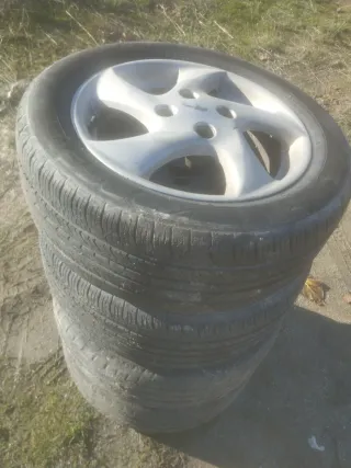 Llantas Magnesio Peugeot 206 ( 5 unidades)