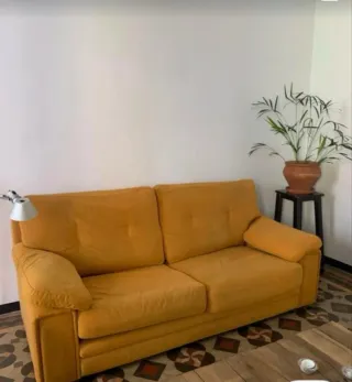 Sofá 3 plazas amarillo mostaza