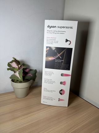 Secador Dyson Supersonic Morado