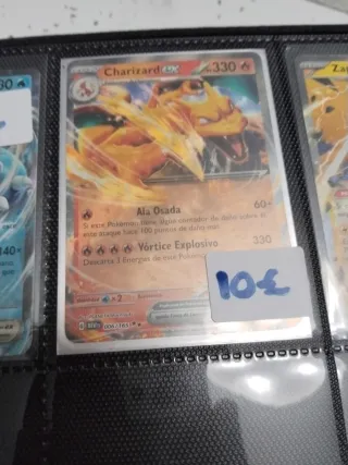 Carta Pokémon Charizard EX 330 HP