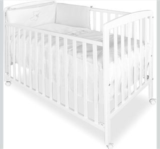 Cuna de bebé blanca