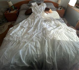 Vestido de Novia Cola Larga y Cancán