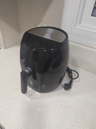 Freidora de aire negra