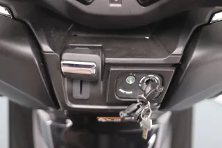 SUZUKI BURGMAN AN400 2025