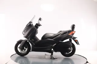 YAMAHA X-MAX 300 2021