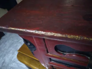 Mesa baja madera lacada roja y negra