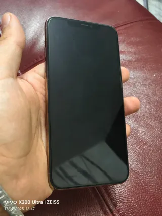 iPhone 11 Pro Max 64GB Dorado