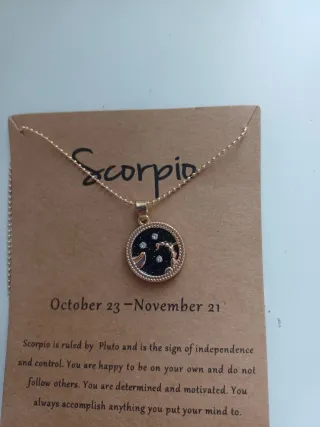 Collar Círculo Negro y Dorado Horóscopo