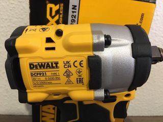 Llave de Impacto DeWalt DCF921
