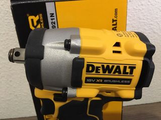 Llave de Impacto DeWalt DCF921