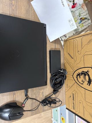 MSI Katana 15 B13V Portátil Gaming