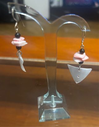 Pendientes de coral rosa y plata