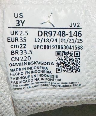 Nike Jordan niñ@s Talla 35 Blancas/Grises