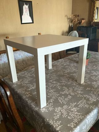 Mesa cuadrada blanca Ikea