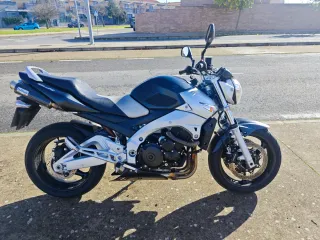 Suzuki GSR 600 2007