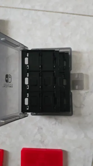 Accessori Nintendo Switch: Proteggi Schermo + Cust