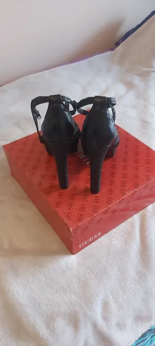 Sandalias Guess Tacon Alto Talla 38 Fiesta