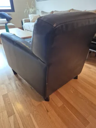 Butaca polipiel marrón