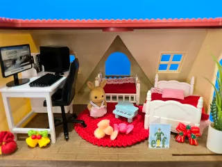 Red Roof Cosy Cottage Sylvanian Families