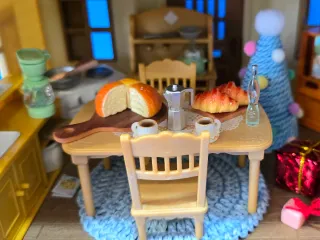 Red Roof Cosy Cottage Sylvanian Families