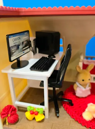 Red Roof Cosy Cottage Sylvanian Families