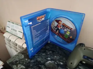 Pack ps4 juego + Mando DualShock 4 v2