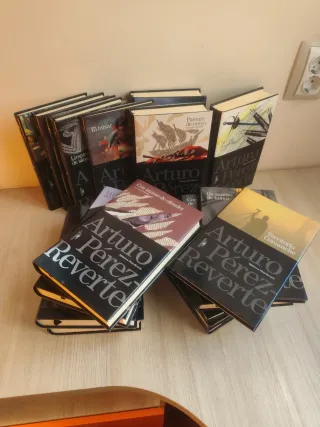 Colección Arturo Pérez Reverte 15 libros